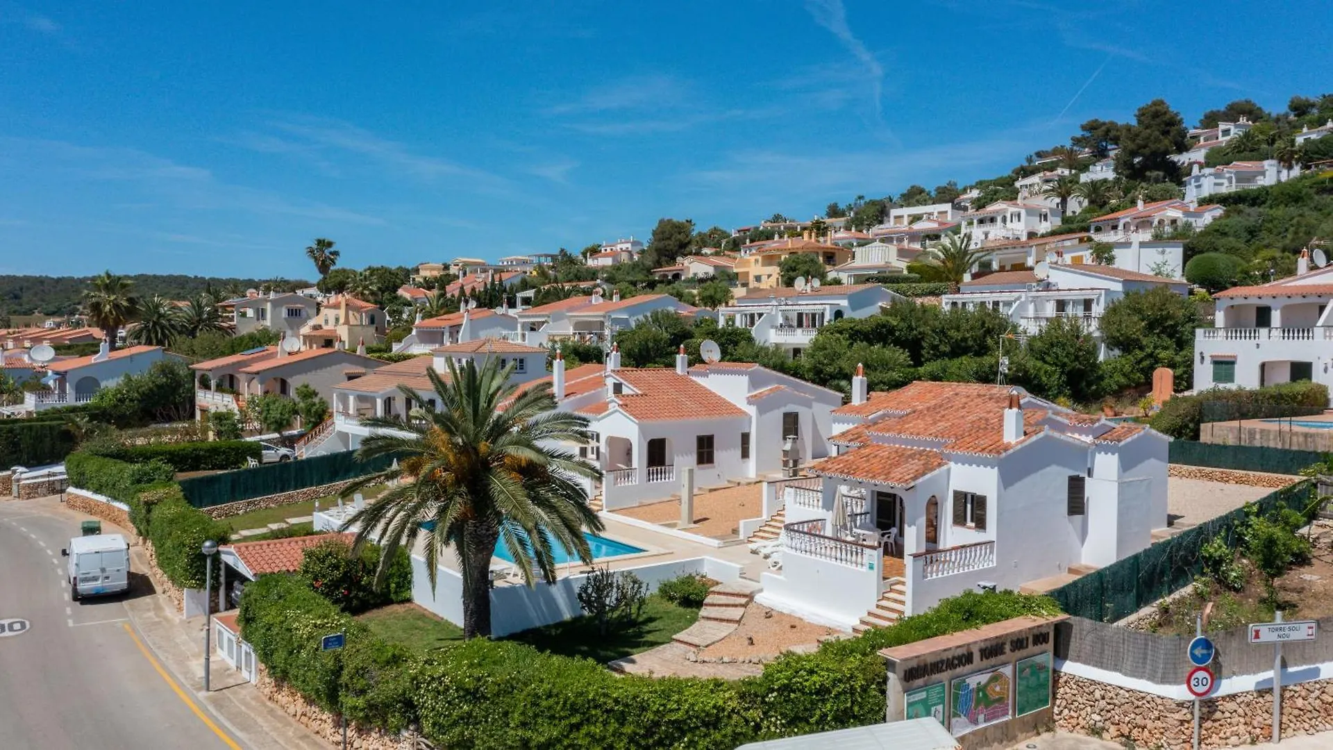 Ferienhaus Villa Elias - Sea Views & Traditional Menorcan Style Son Bou