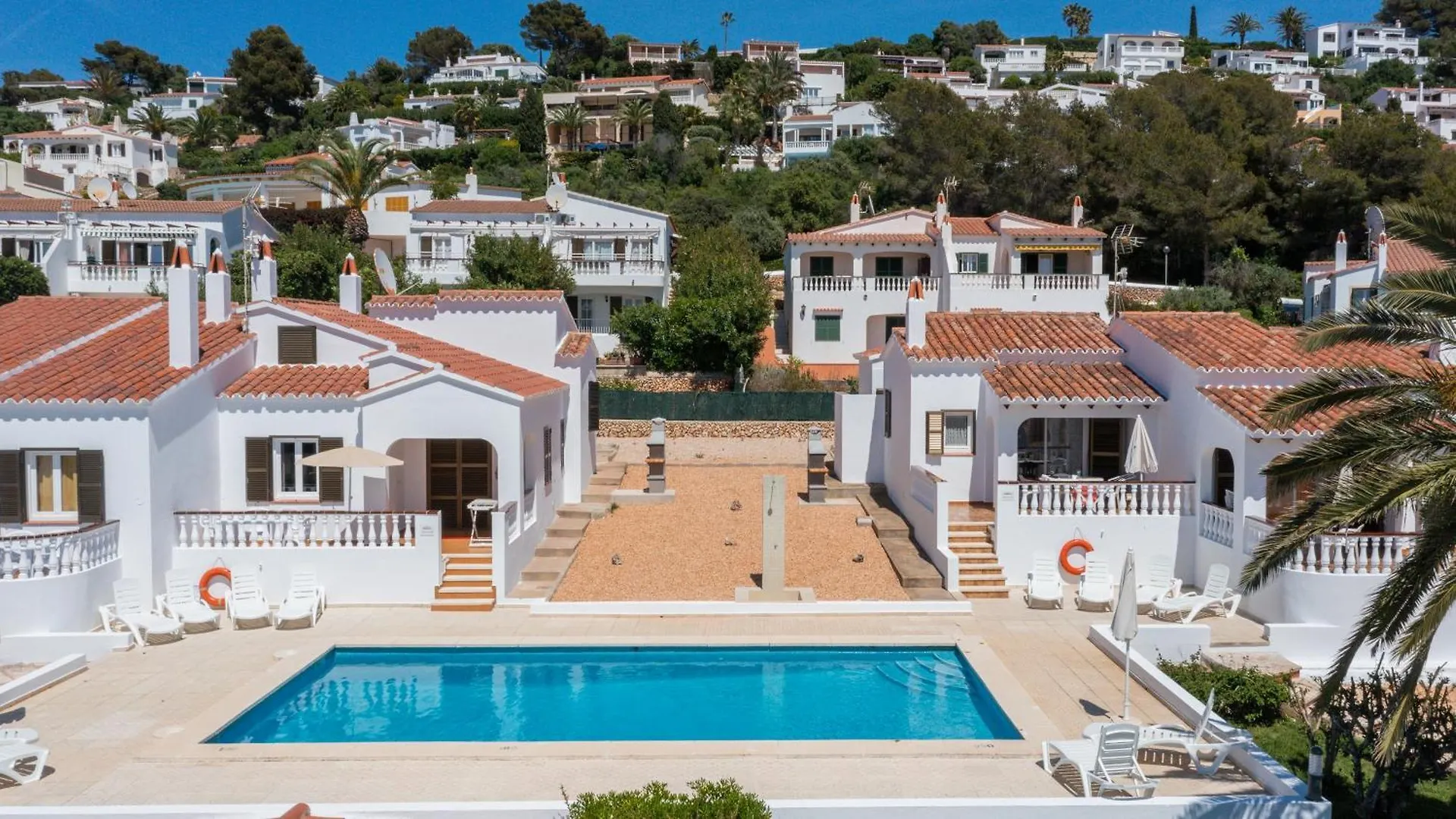 Villa Elias - Sea Views & Traditional Menorcan Style Son Bou Ferienhaus